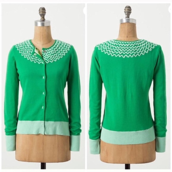 Anthropologie Sweaters - ANTHROPOLOGIE Crossed Heart Embroider Cardigan J41